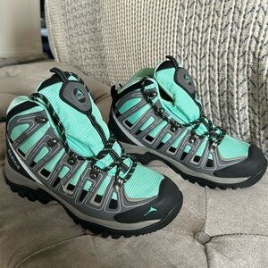 Hiking boots - Pacific Mountain